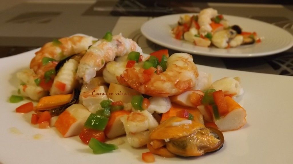 Salpicón de marisco,